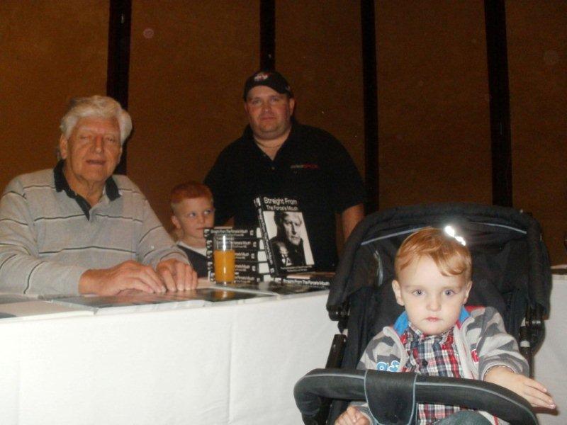 Autographica 2012 22